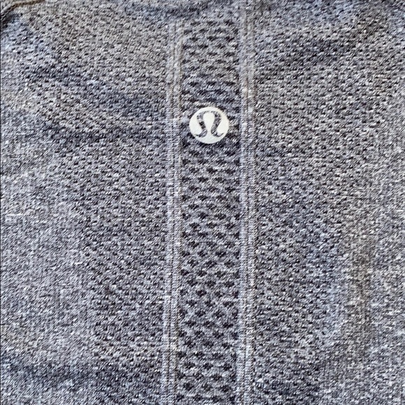 Lululemon Swiftly Tech Long Sleeve Crew Size 4 - Picture 9 of 12